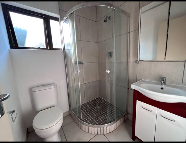 3 BEDROOM APARTMENT TO LET IN BALLITO CENTRAL